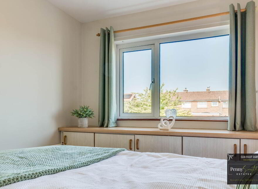 5 Harper Park, Bangor, BT19 1PB
