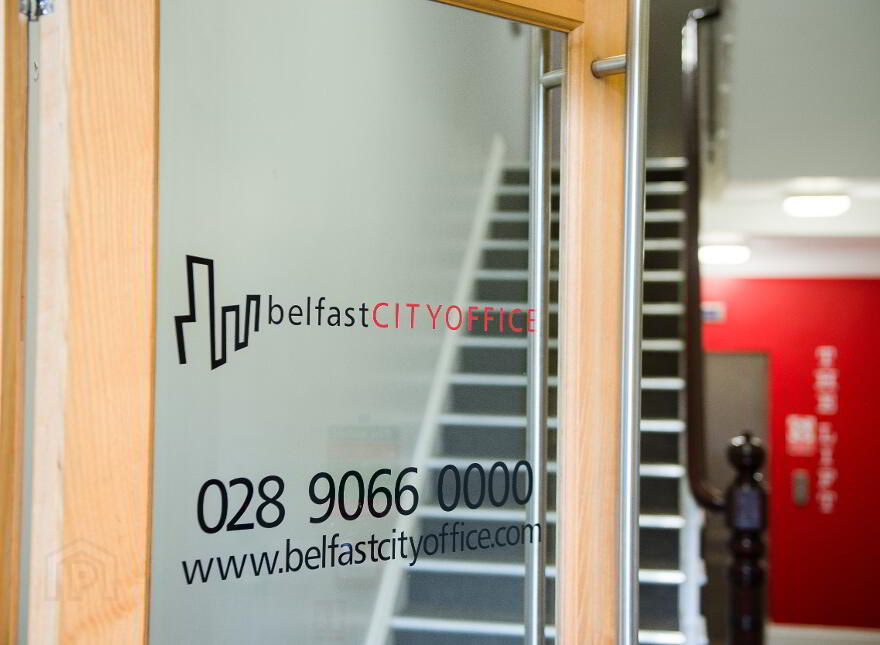 3A, 54 Elmwood Avenue, Belfast, BT9 6AZ