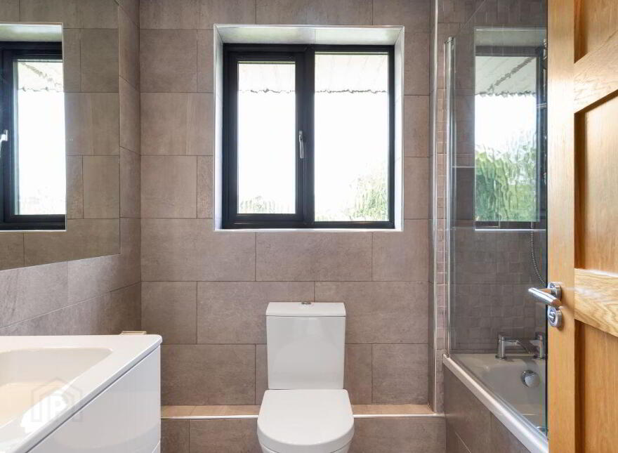 1 Cabinteely Way, Cabinteely, D18E248