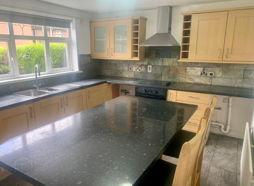 29 Mallusk Gardens, Antrim, BT41 1BA