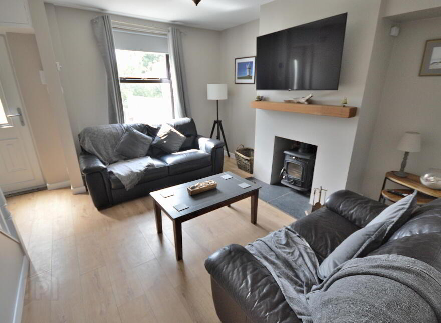 Seal Bay Cottage, 4 Ballyhaskin Cottages, Ballywalter Road, Millisle, BT22 2JP