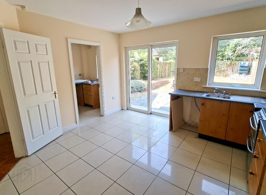 38 The Gallops, Ramsgate  Village, Gorey, Y25P086