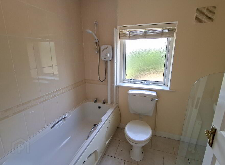 38 The Gallops, Ramsgate  Village, Gorey, Y25P086