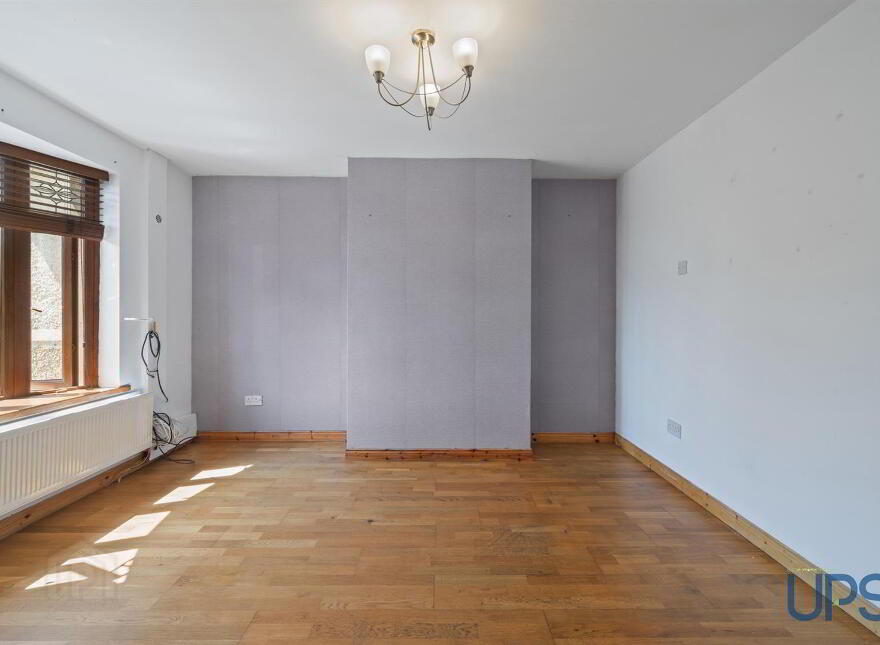 8 Glendowan Close, Dunmurry, Belfast, BT17 0XF