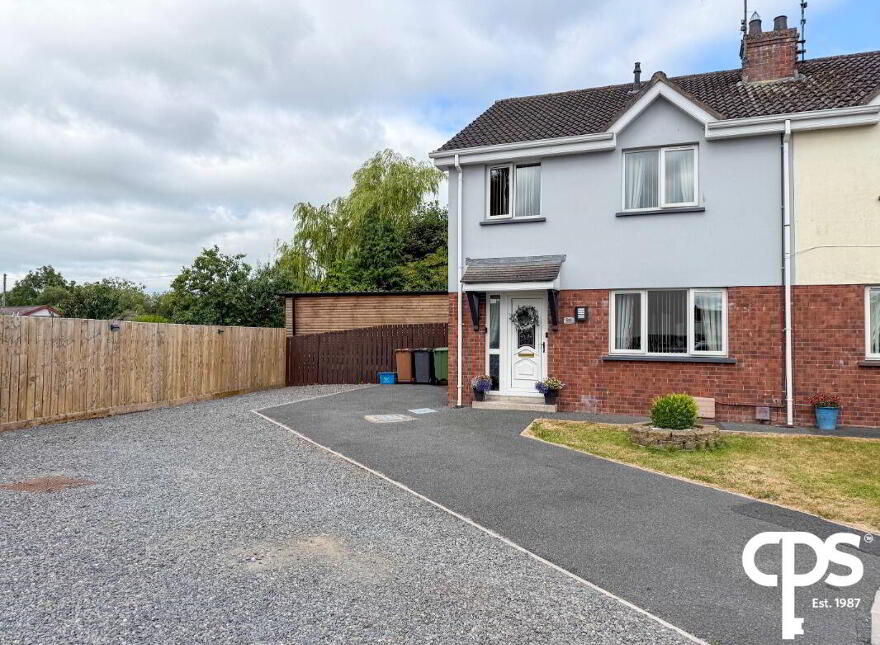 24 Navan Court, Armagh, BT60 4AW