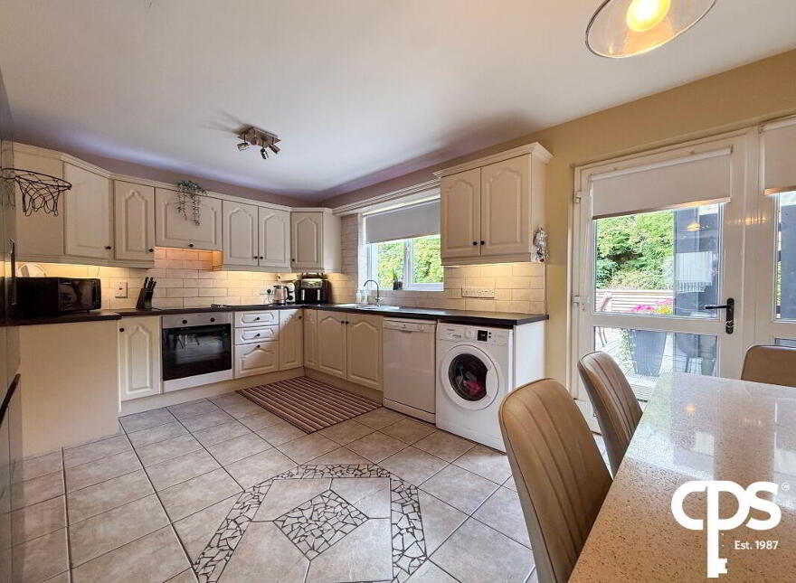 24 Navan Court, Armagh, BT60 4AW
