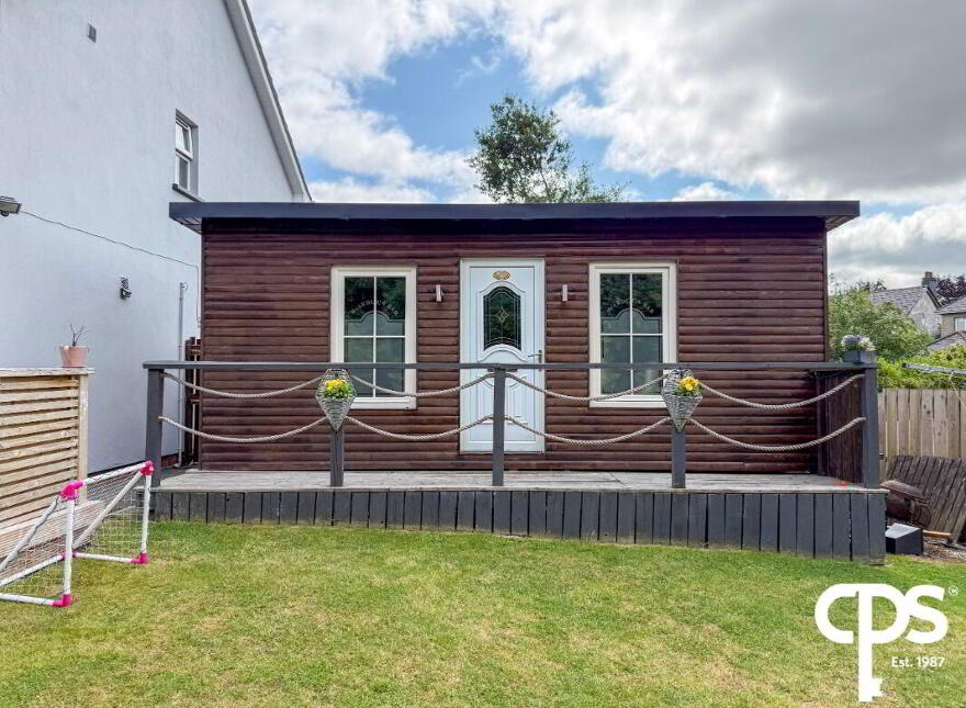 24 Navan Court, Armagh, BT60 4AW