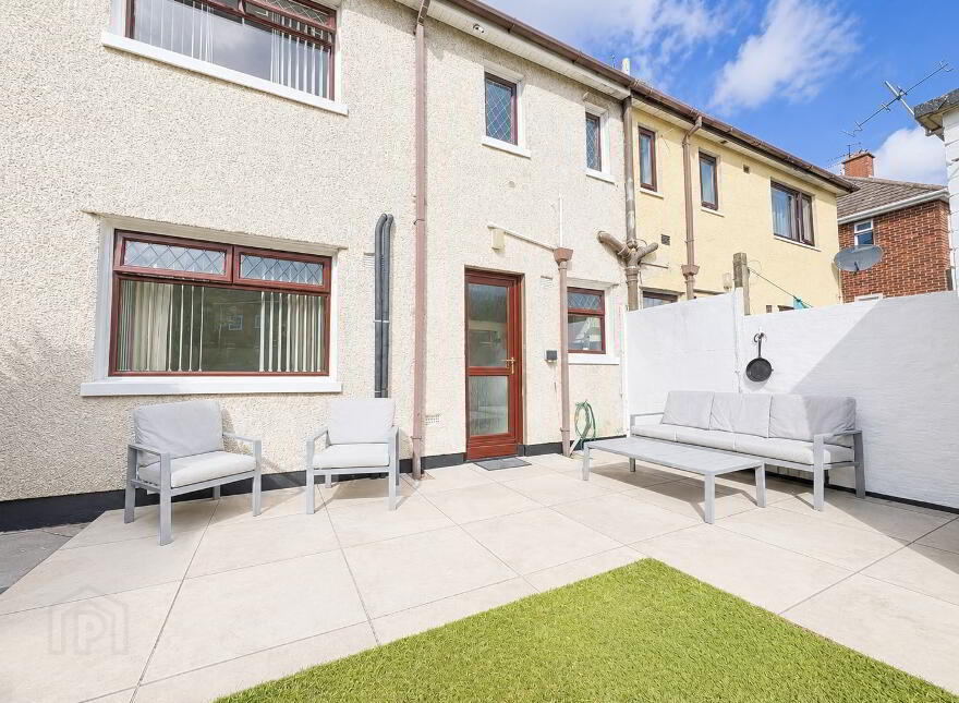 13 Rosebrook Avenue, Carrickfergus, BT38 8NP