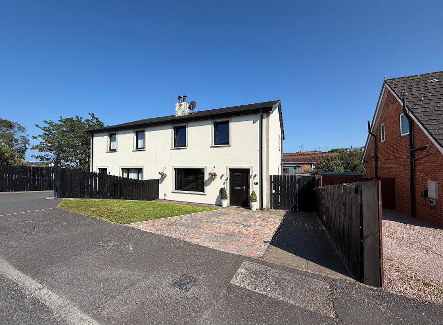 87 Inishmore, Killyleagh, BT30 9TP