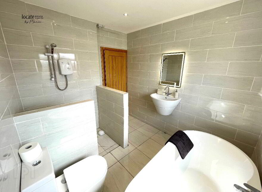 Rossfad Cottage, 160 Killadeas Road, Ballinamallard, Enniskillen, BT94 2LS