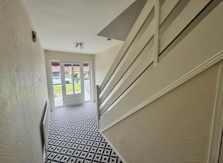 14 Woodlawn Court, Carrickfergus, BT38 8DP