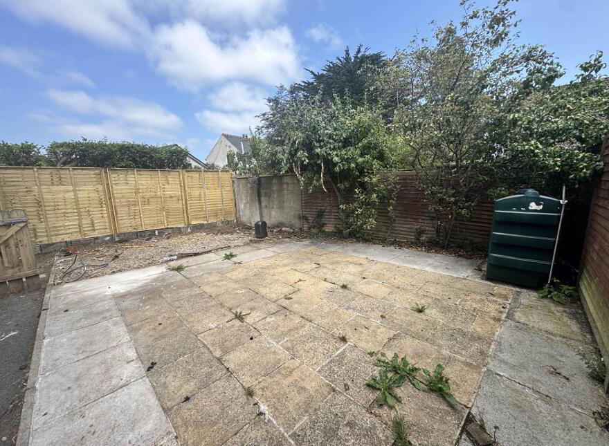 14 Woodlawn Court, Carrickfergus, BT38 8DP