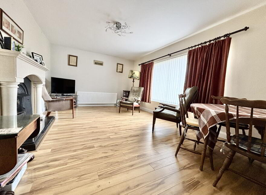 27 Pinewood Avenue, Omagh, BT79 0DB