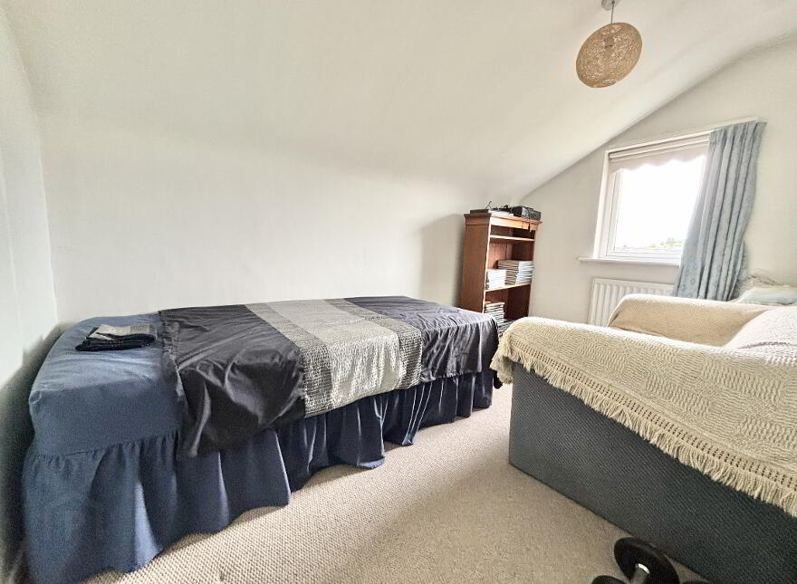 27 Pinewood Avenue, Omagh, BT79 0DB