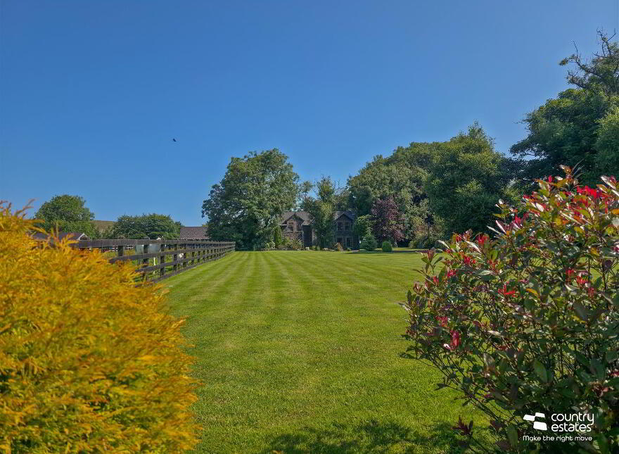 12 Glenhead Road, Glenwherry, Ballymena, BT42 4RE