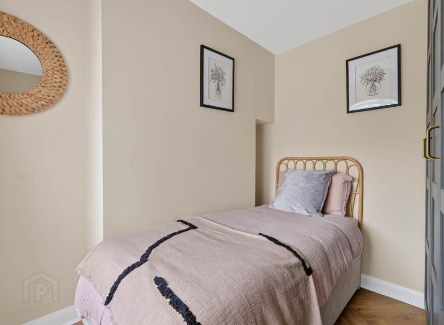26 Marguerite Park, Upper Lisburn Road, Belfast, BT10 0HF