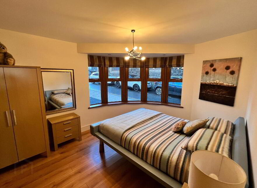 10 Bath Terrace, Portrush, BT56 8FJ