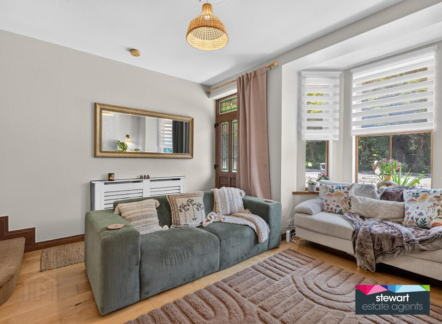 110 Lough Road, Lurgan, BT66 6JJ