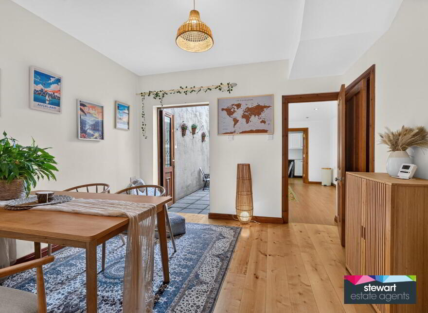 110 Lough Road, Lurgan, BT66 6JJ