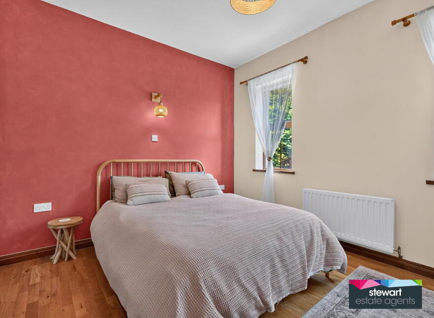 110 Lough Road, Lurgan, BT66 6JJ