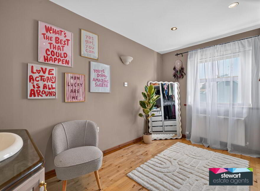 110 Lough Road, Lurgan, BT66 6JJ