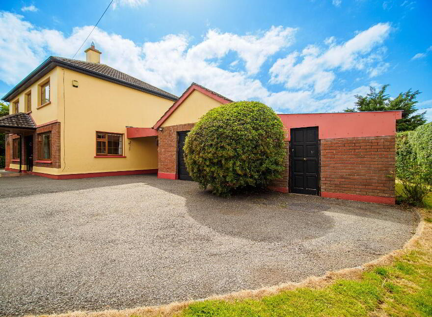 Moanleana, Newcastle West, V42E365