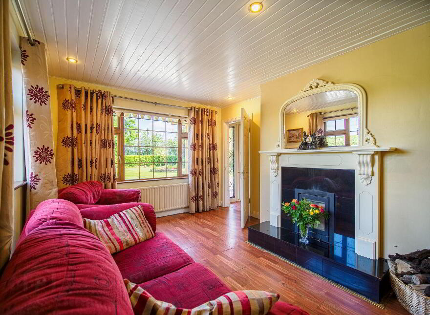 Moanleana, Newcastle West, V42E365