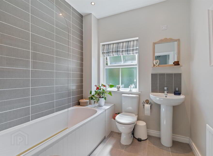 8 Mountpleasant Park, Newtownards, BT23 4WJ