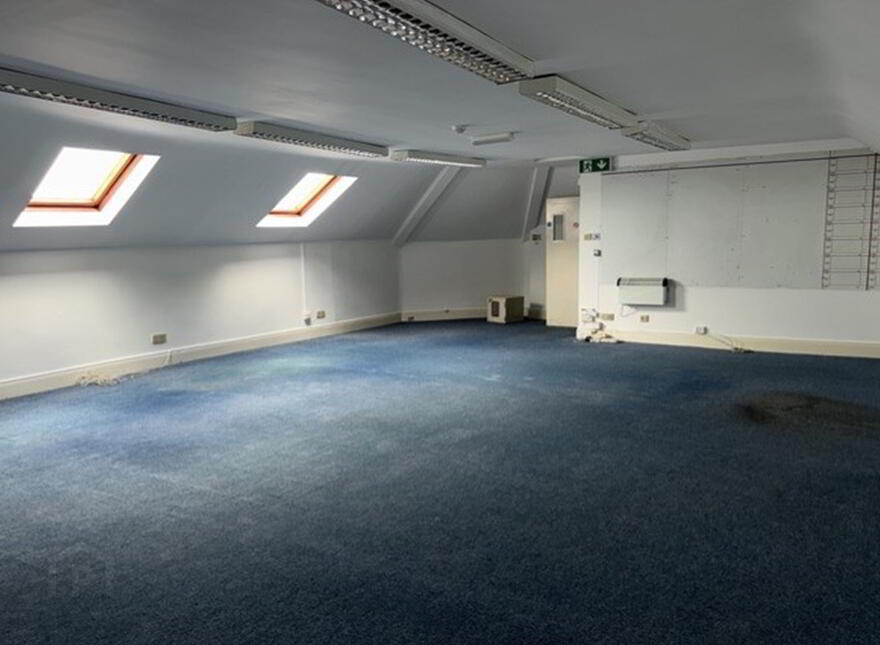 369 Newtownards Road, Belfast, BT4 1AJ