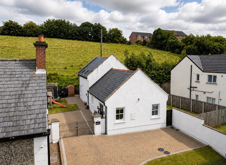 The Stables, 33 Fincairn Road, Drumahoe, L’derry, BT47 3LD