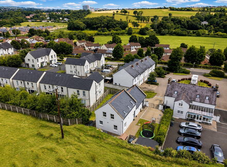 The Stables, 33 Fincairn Road, Drumahoe, L’derry, BT47 3LD