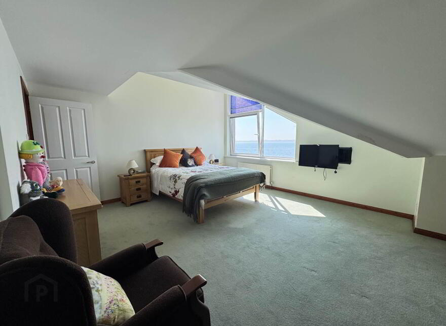 29 Castlerocklands, Carrickfergus, BT38 8FY