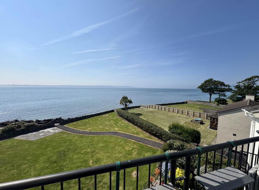 29 Castlerocklands, Carrickfergus, BT38 8FY