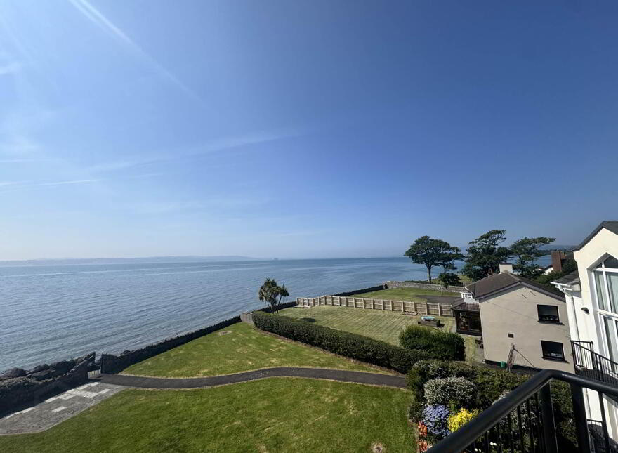 29 Castlerocklands, Carrickfergus, BT38 8FY