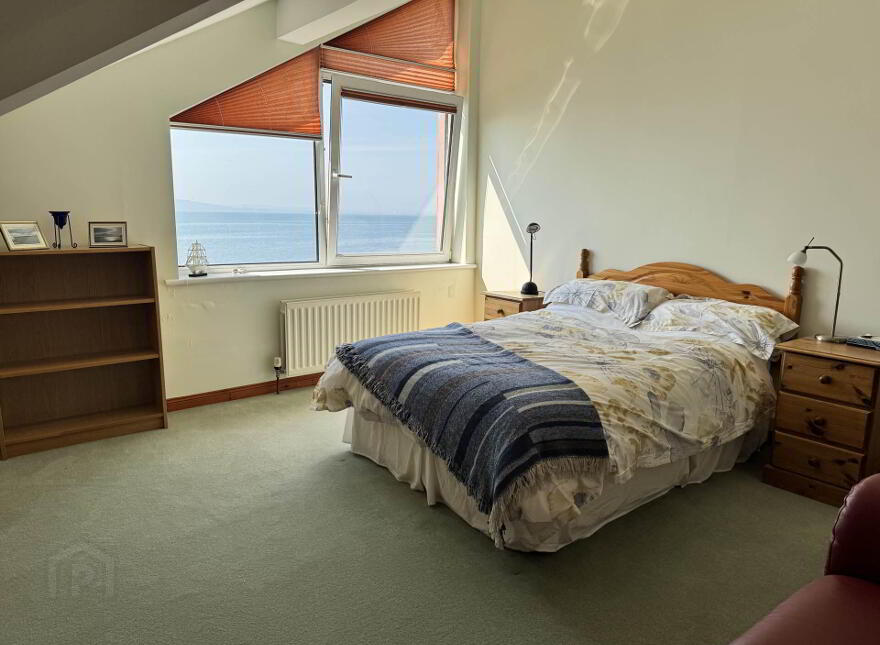 29 Castlerocklands, Carrickfergus, BT38 8FY