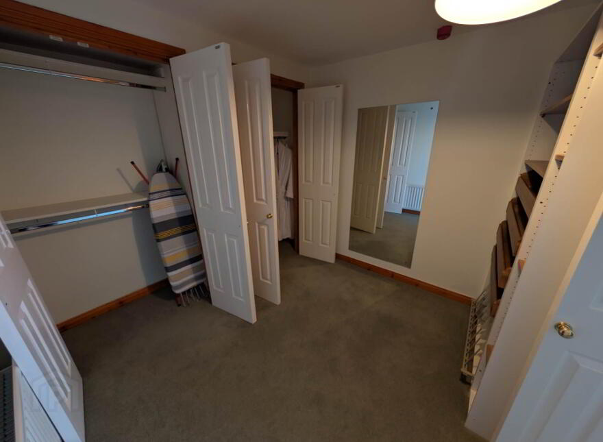 29 Castlerocklands, Carrickfergus, BT38 8FY