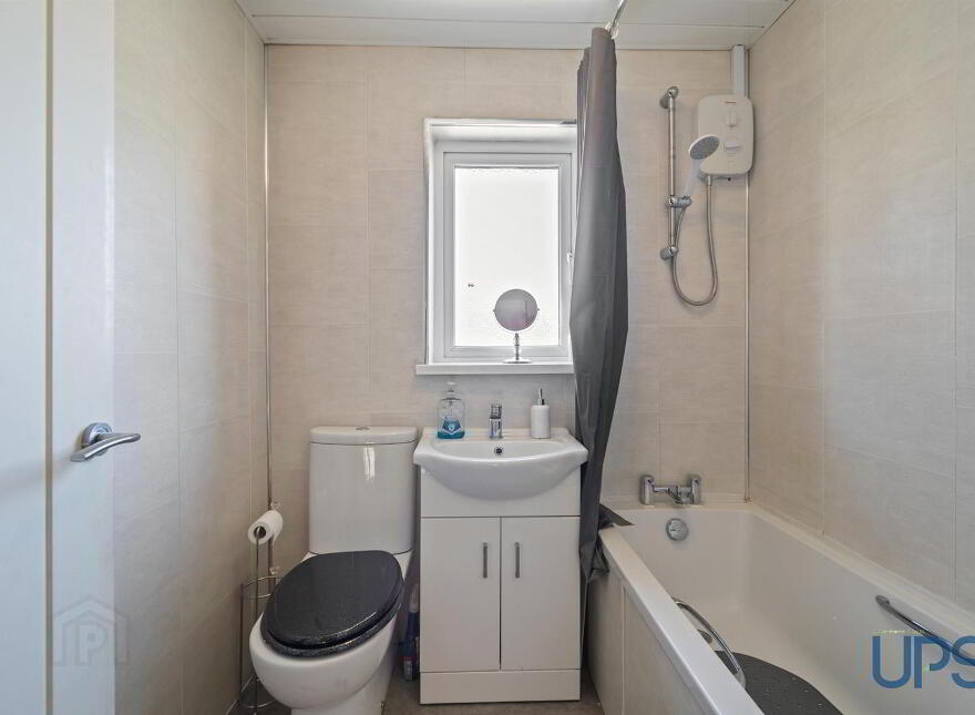 21 Horn Drive, Lenadoon, Belfast, BT11 9GS