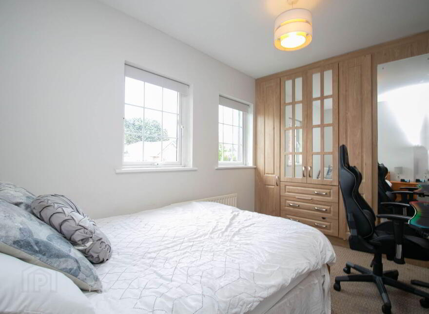 15 Fort Village, Cavan Town, H12Y771
