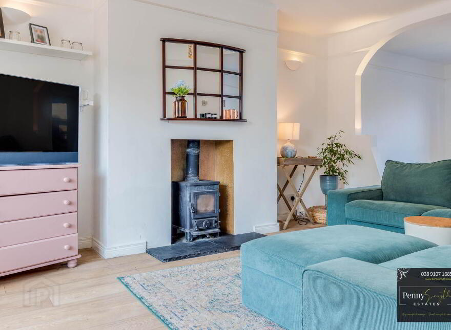 35 Balmoral Drive, Bangor, BT19 7XE