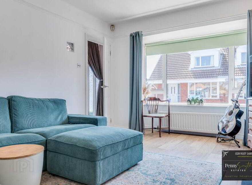 35 Balmoral Drive, Bangor, BT19 7XE