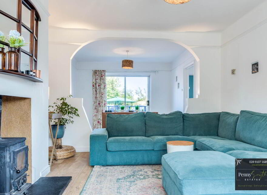 35 Balmoral Drive, Bangor, BT19 7XE
