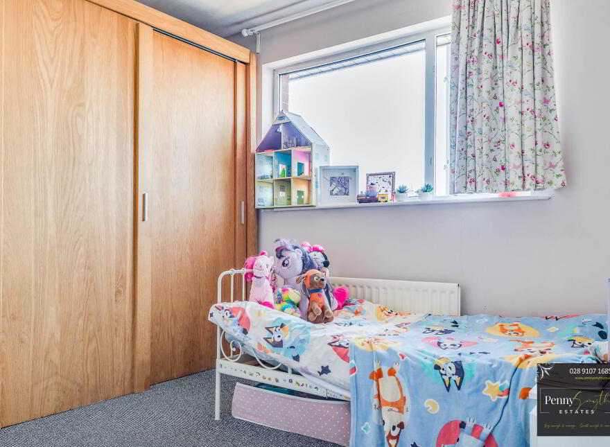 35 Balmoral Drive, Bangor, BT19 7XE