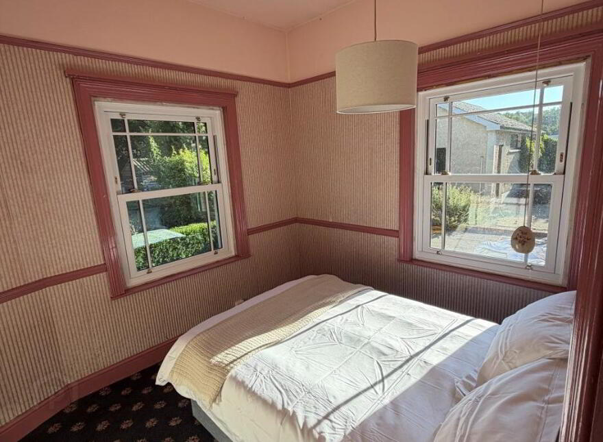 Moyleen House, Ardee Road, Carrickmacross, A81AF58