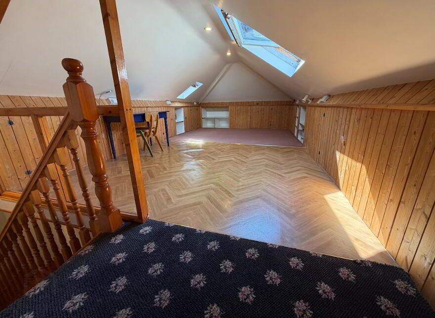 Moyleen House, Ardee Road, Carrickmacross, A81AF58