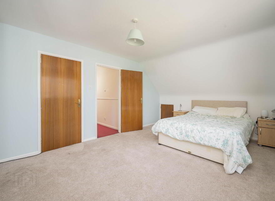 47 Laurelgrove Dale, Belfast, BT8 6ZE