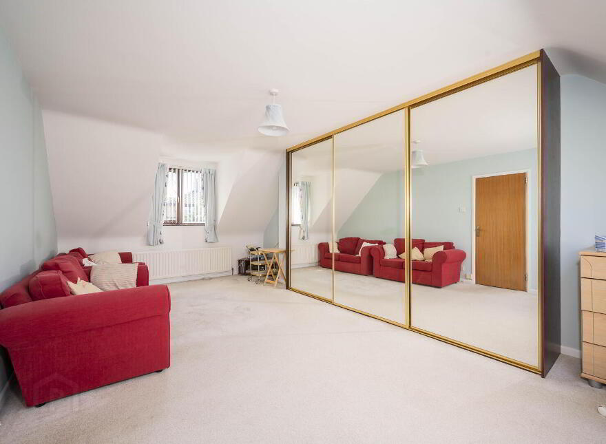47 Laurelgrove Dale, Belfast, BT8 6ZE