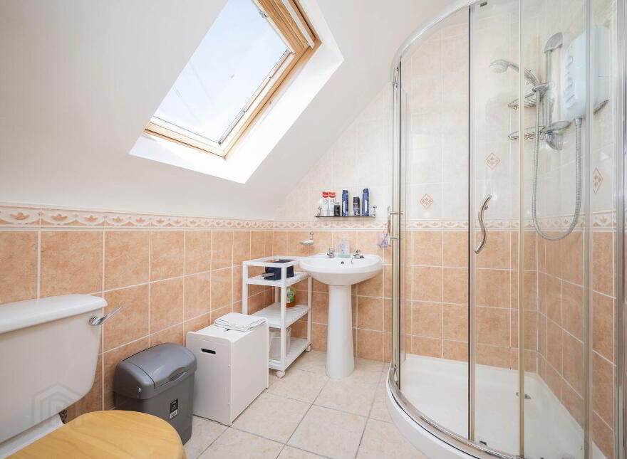 47 Laurelgrove Dale, Belfast, BT8 6ZE