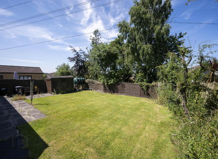 47 Laurelgrove Dale, Belfast, BT8 6ZE