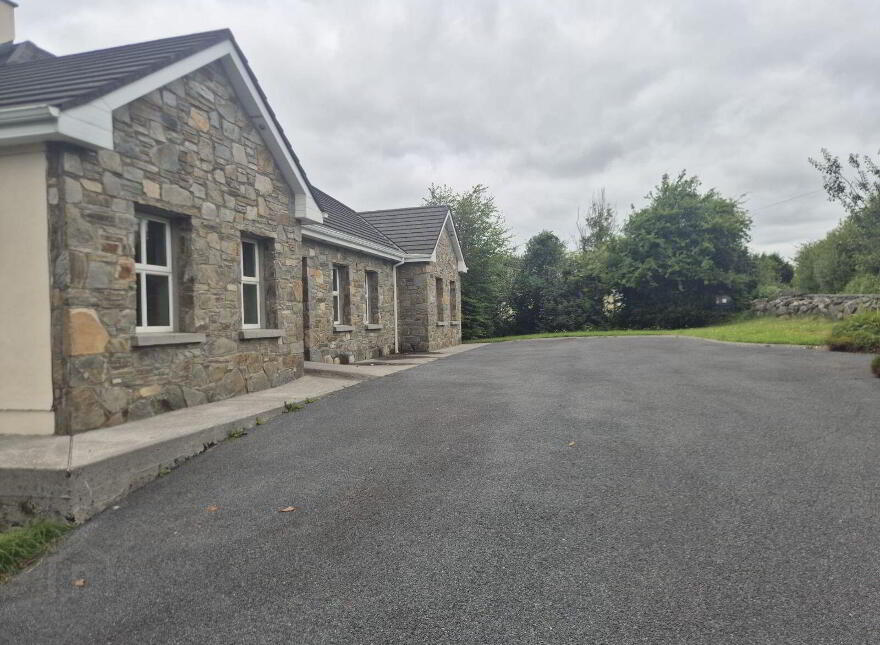 Doon East, Rosscahill, H91FY8A