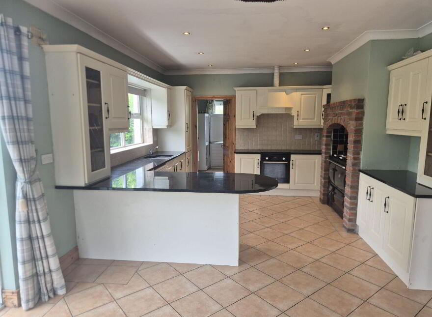 Doon East, Rosscahill, H91FY8A
